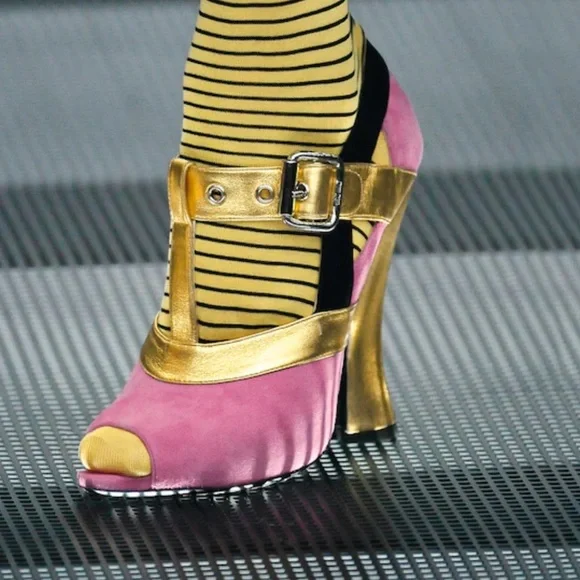 Miu Miu Pink and Gold Heels used size 39 Euro from 2013 Collection - Picture 2 of 16